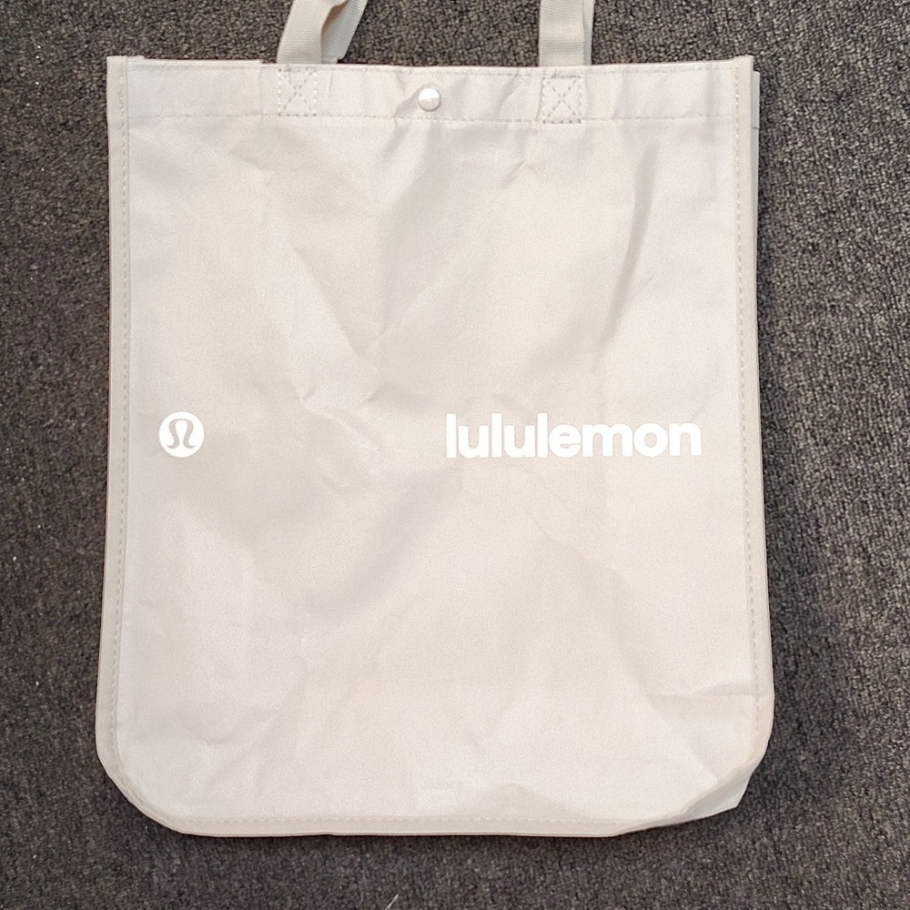 Grey Lululemon Reusable Bag Snap Closure Flat Bottom